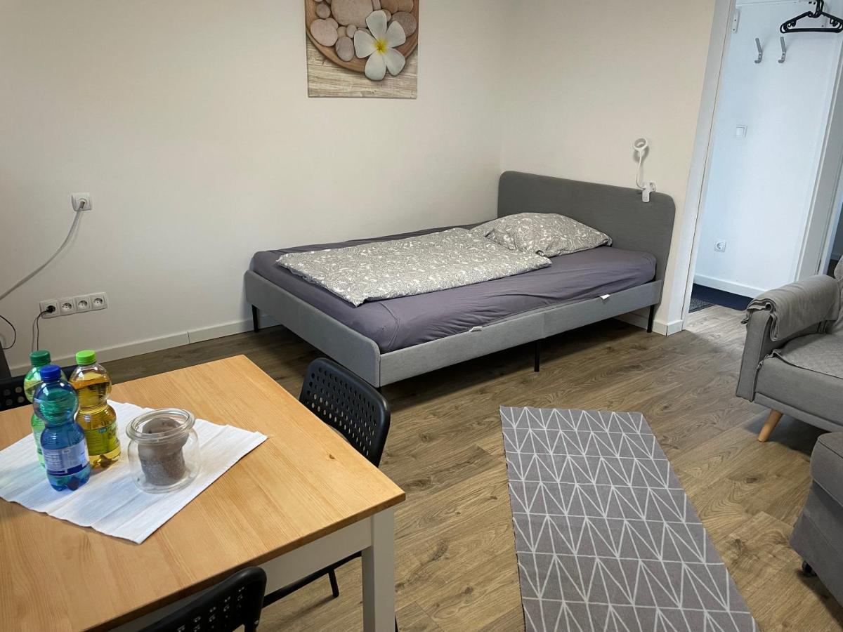 Gemuetliche 1-Zimmer Wohnung Mit Eigenem Eingang Wesseling Εξωτερικό φωτογραφία